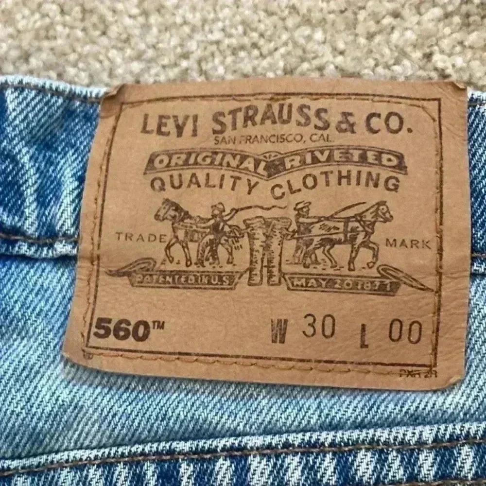 Vintage Levis orange label blue high rise shorts in size 30 - Picture 6 of 6